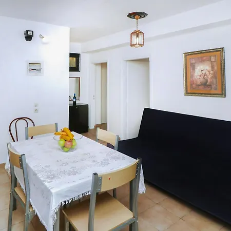 Front Rania Appartement